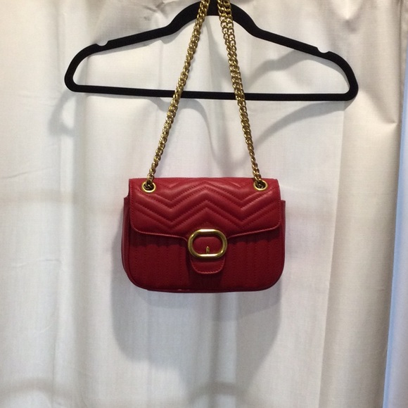 NWOT Crossbody/Shoulder Bag, red leather and chain, Chrysansmile - Picture 6 of 7